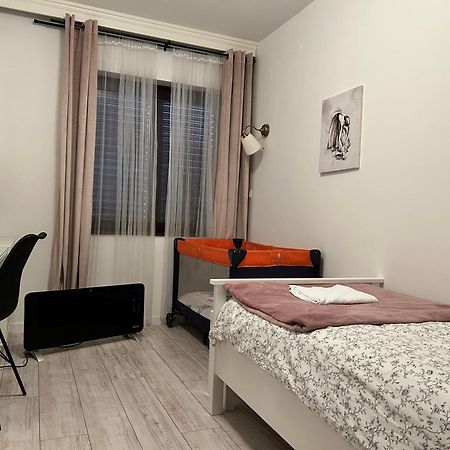 Starlight House Apartment Бйеловар Екстериор снимка